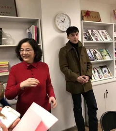 路人鏡頭下的明星 胡歌害羞，迪麗熱巴皮膚超好，入境旅游業務新風尚